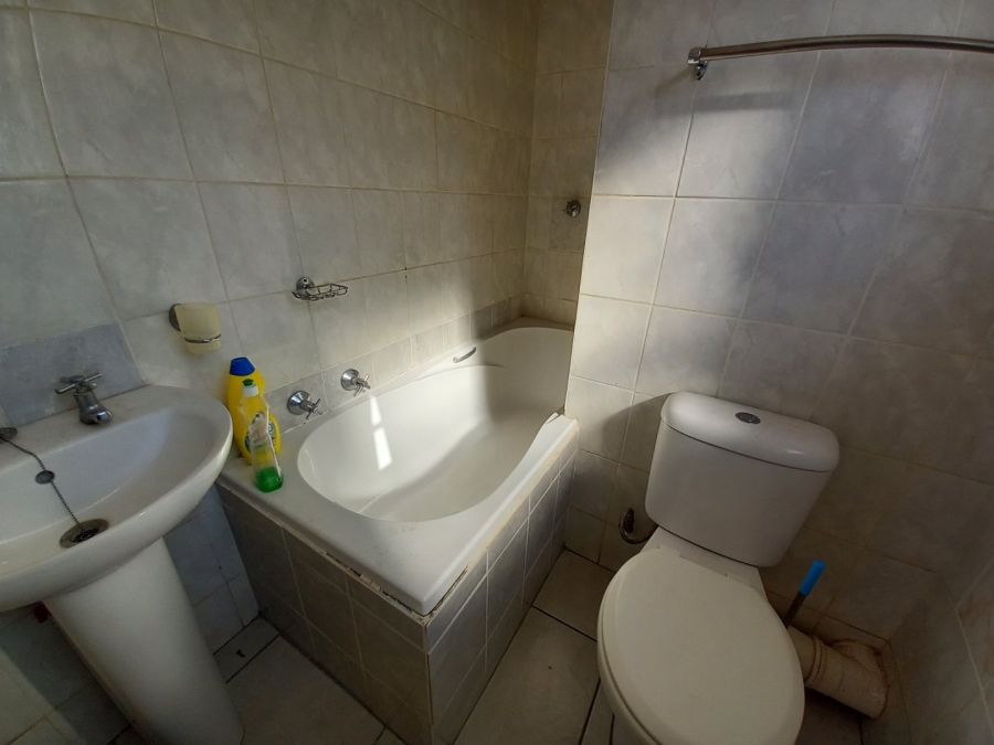 1 Bedroom Property for Sale in Die Bult North West